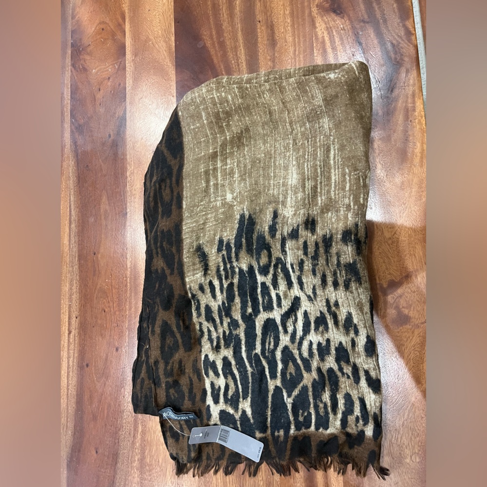 Never worn cheetah scarf